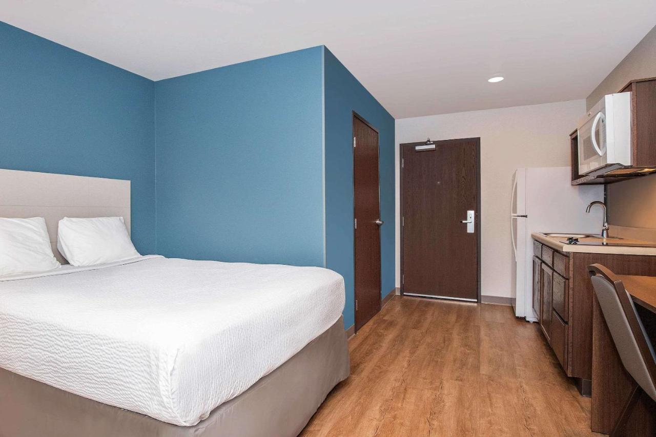 Woodspring Suites Carol Stream - Chicago Экстерьер фото